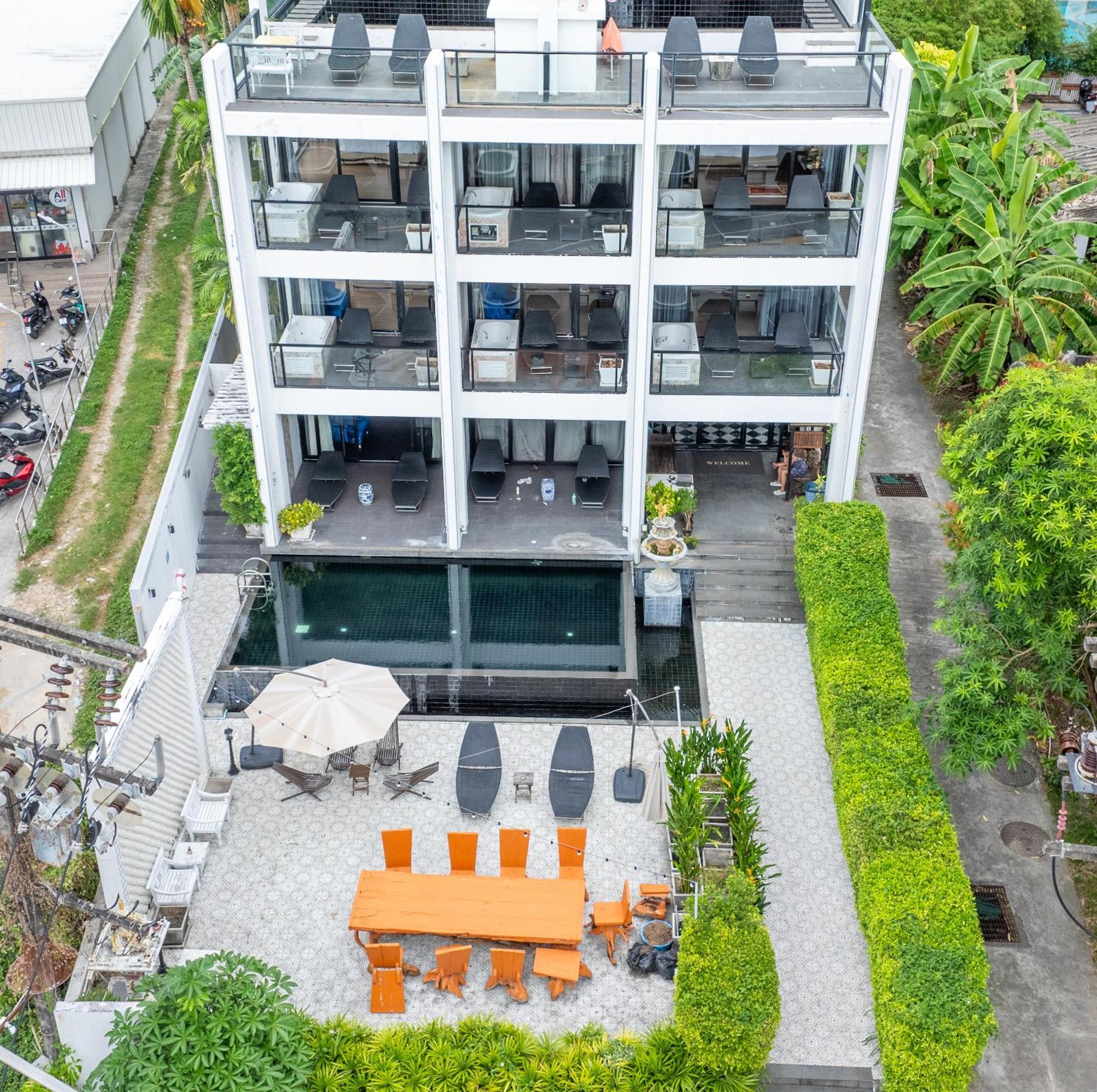 See Sea Villa Hotel Patong Bagian luar foto