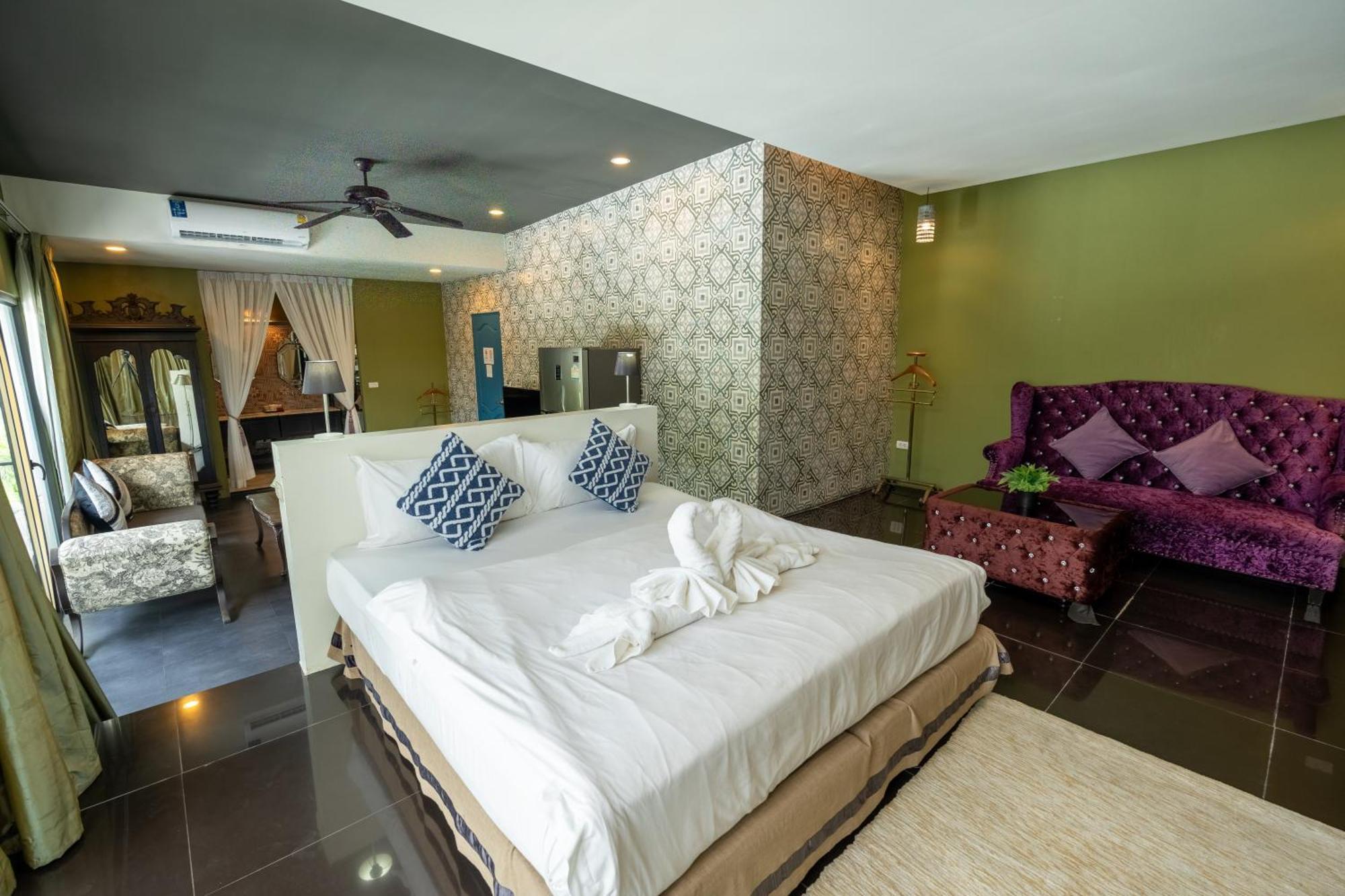 See Sea Villa Hotel Patong Bagian luar foto