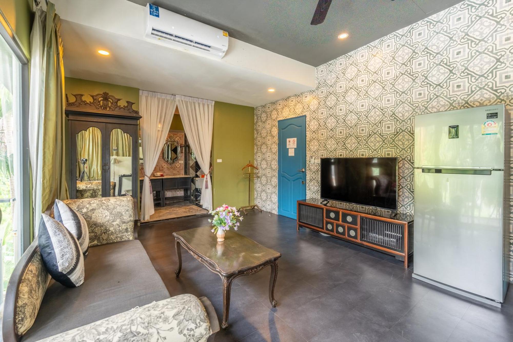 See Sea Villa Hotel Patong Bagian luar foto