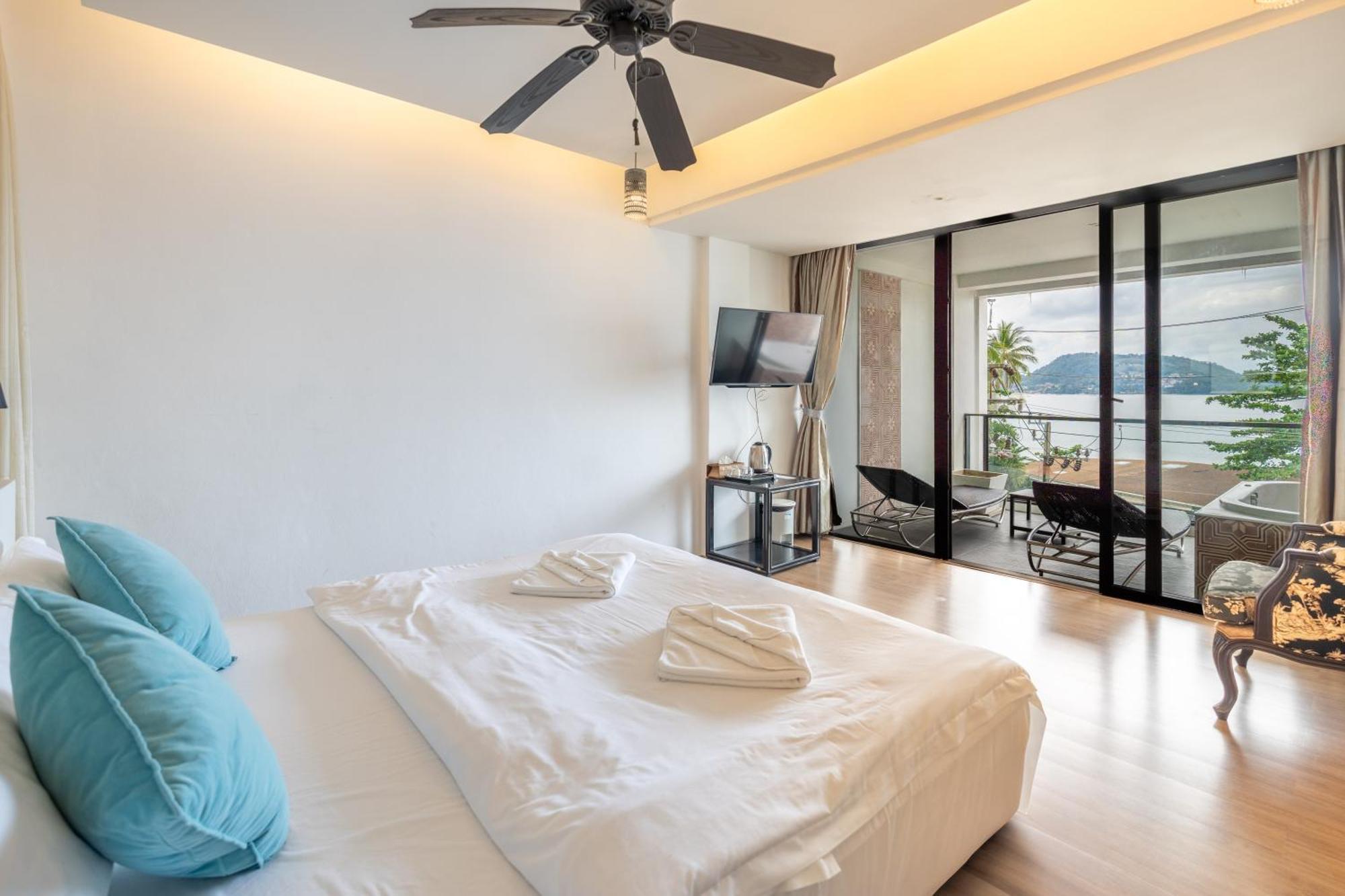See Sea Villa Hotel Patong Bagian luar foto